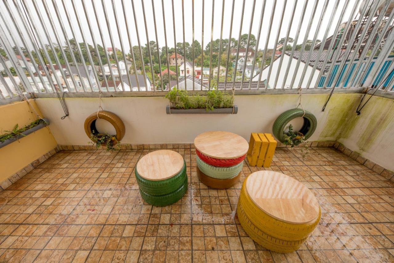 Dalat Galaxy Hostel Exteriör bild