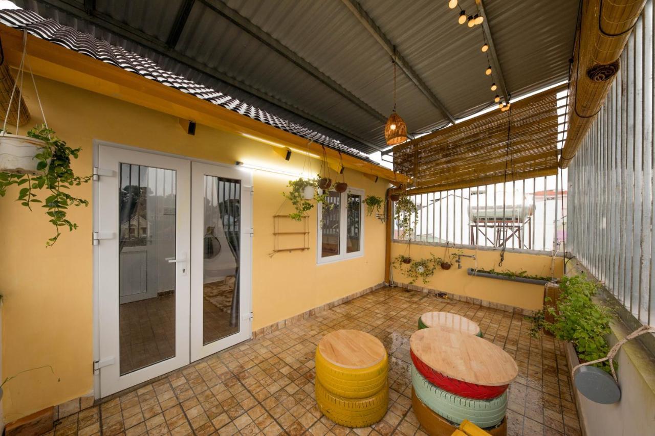 Dalat Galaxy Hostel Exteriör bild