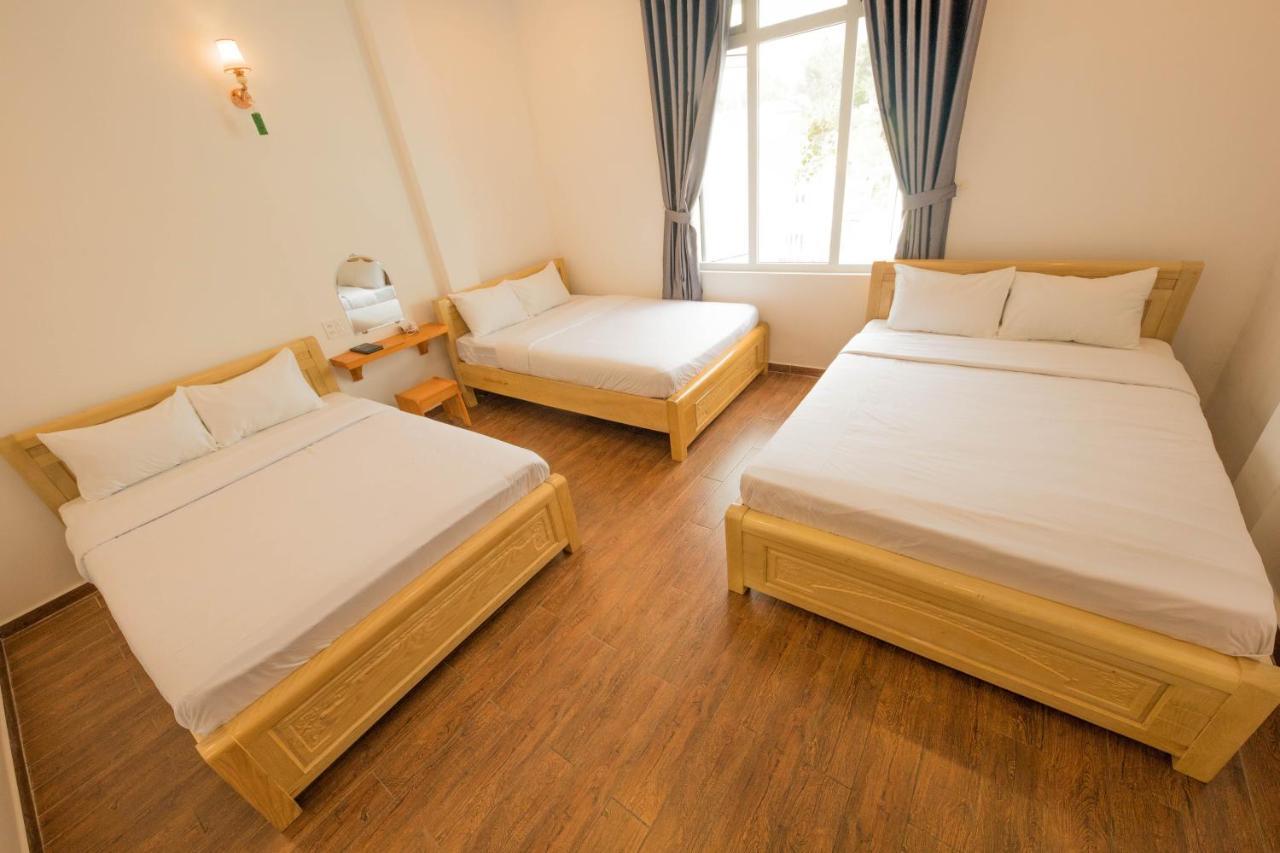 Dalat Galaxy Hostel Exteriör bild