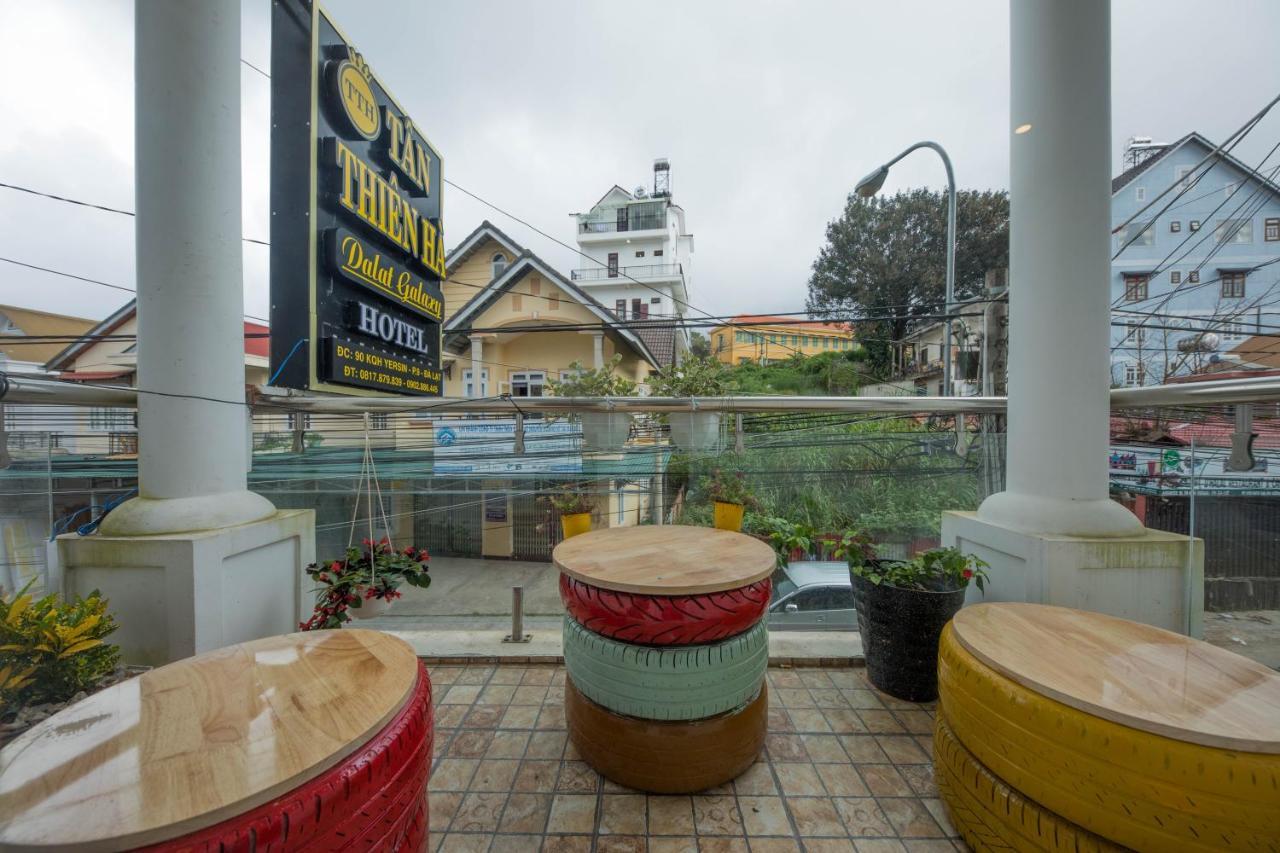 Dalat Galaxy Hostel Exteriör bild